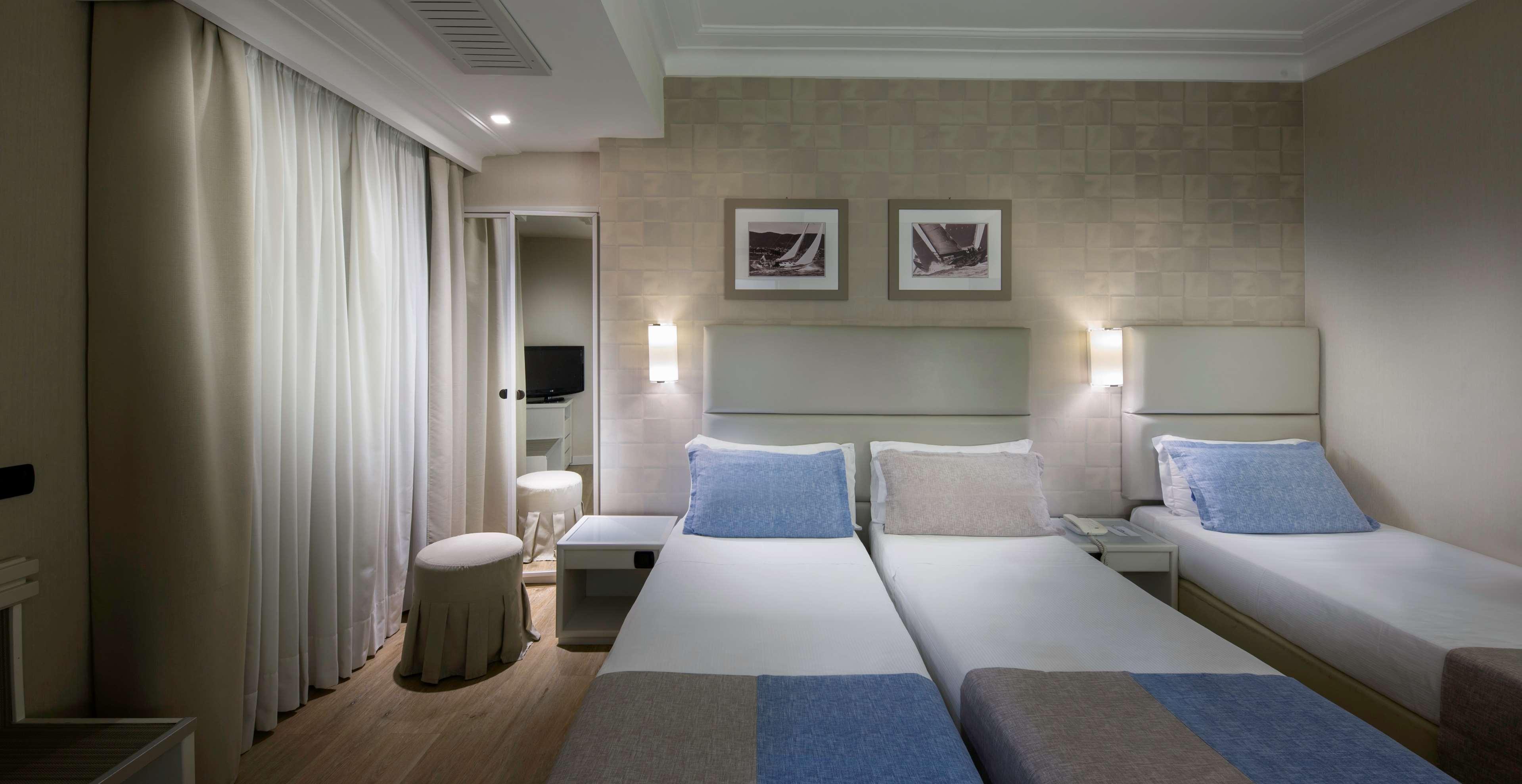 บีดับเบิลยู ซิกเนเจอร์ คอลเลคชั่น โฮเทล ปาราดิโซ Hotel เนเปิลส์ ภายนอก รูปภาพ