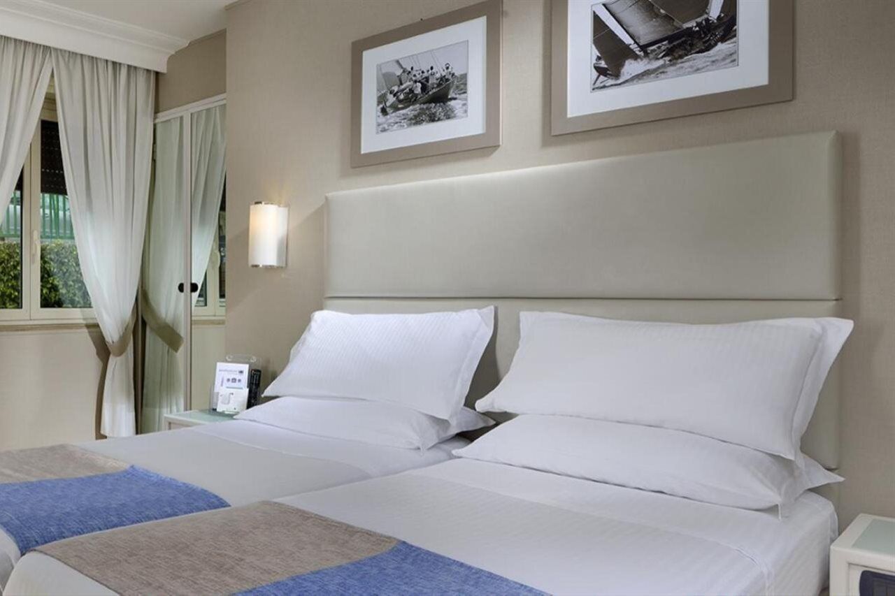 บีดับเบิลยู ซิกเนเจอร์ คอลเลคชั่น โฮเทล ปาราดิโซ Hotel เนเปิลส์ ภายนอก รูปภาพ